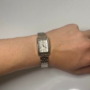 Y2k 2000s vintage style silver